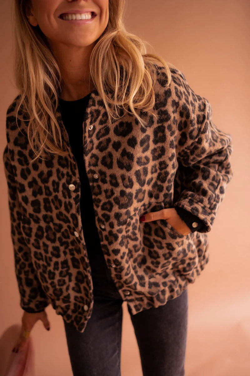 Lisa | De Leopard Bomber